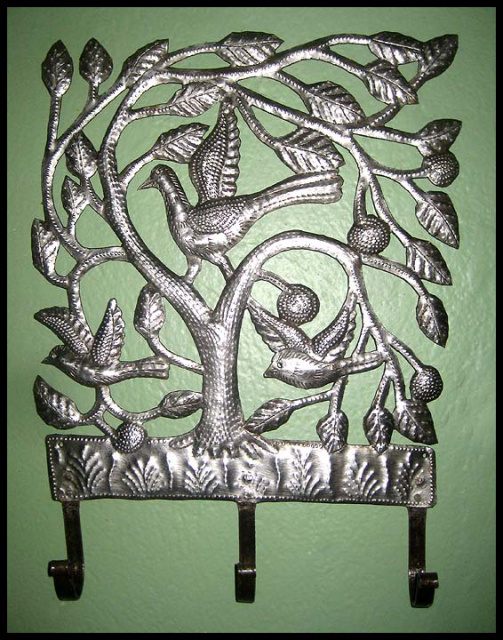 Metal wall hook. Bird - Haiti Metal Art
