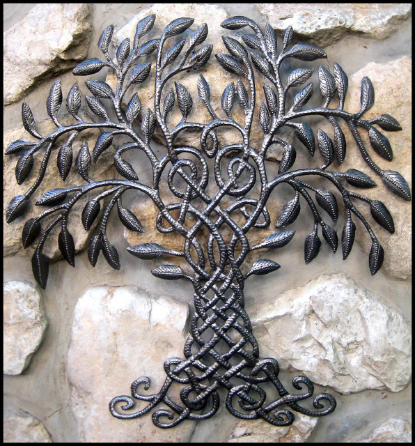 Metal tree wall art, Irish design, Celtic knot, Haiti Metal Art