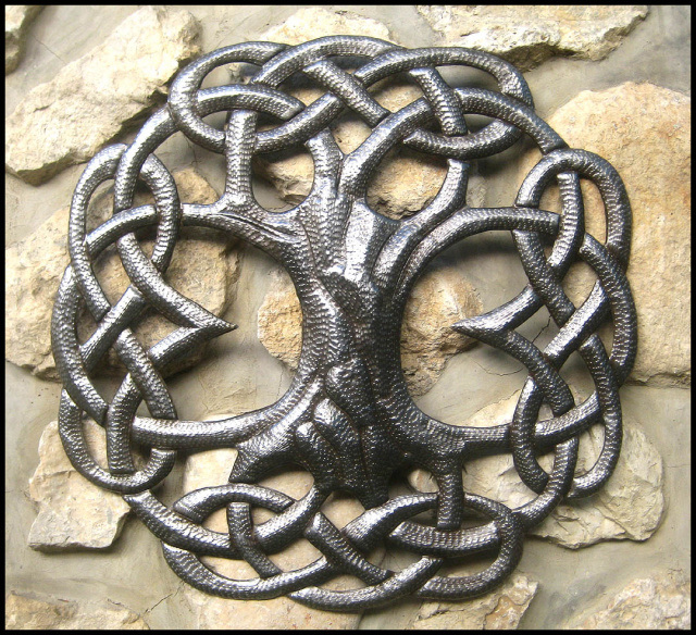 Celtic wall art, Celtic knot, Haitian metal art