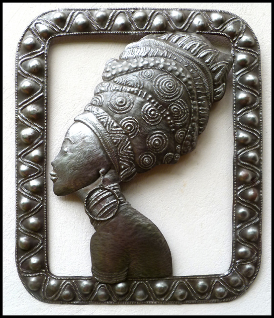 Aftrican woman metal wall hanging